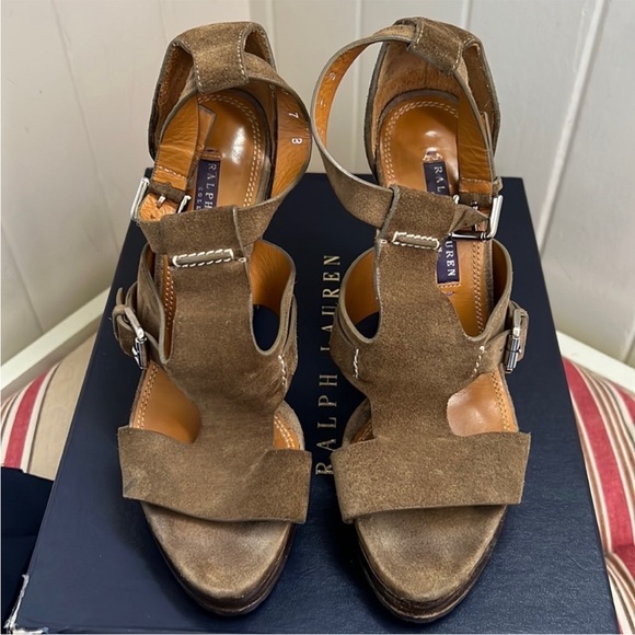 Ralph Lauren Collection Diandra Suede Heels - Picture 3 of 15